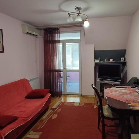 Aparthotel Spring Nebula Warna Exterior foto