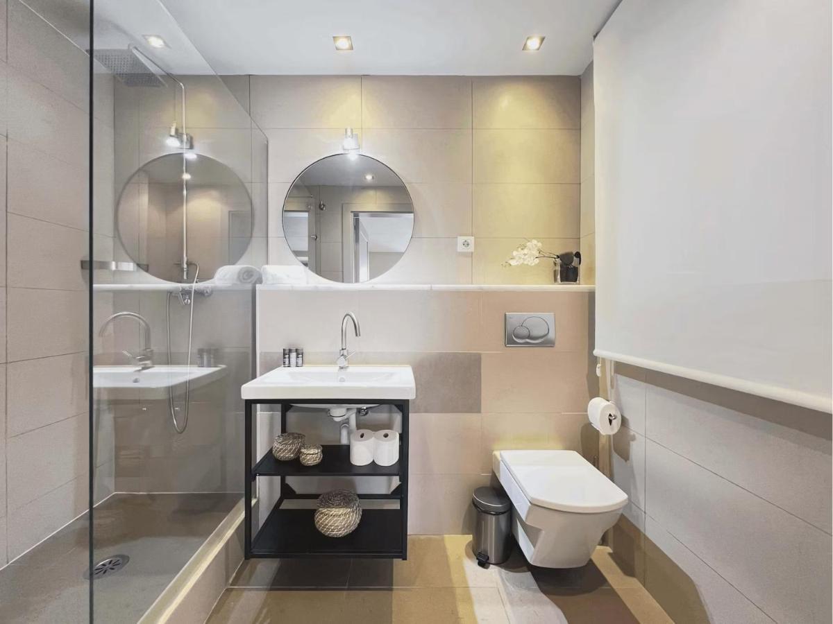 Aparthotel Spring Nebula Warna Exterior foto